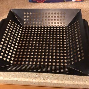 Grill platter for the grill